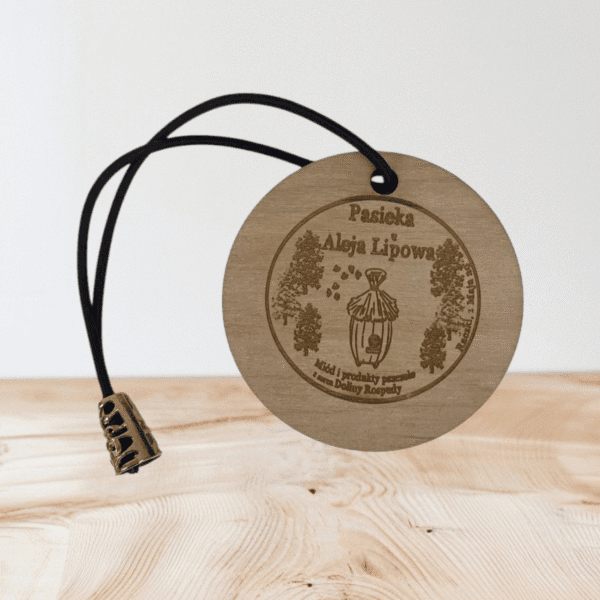 03. Personalizowana zawieszka z podwójnym filcem 70mm