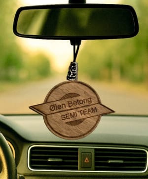 07. Zawieszka z litego drewna – projekt indywidualny 07. Zawieszka z litego drewna – projekt indywidualny