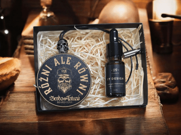 Zestaw zwieszka Broda i Tatuaż z Olejkiem Zestaw zwieszka Broda i Tatuaż z Olejkiem