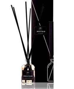Dyfuzor zapachowy z patyczkami – Prestigio (Tytoń, Cynamon, Ziarna Tonka) Dyfuzor zapachowy z patyczkami – Prestigio (Tytoń, Cynamon, Ziarna Tonka)